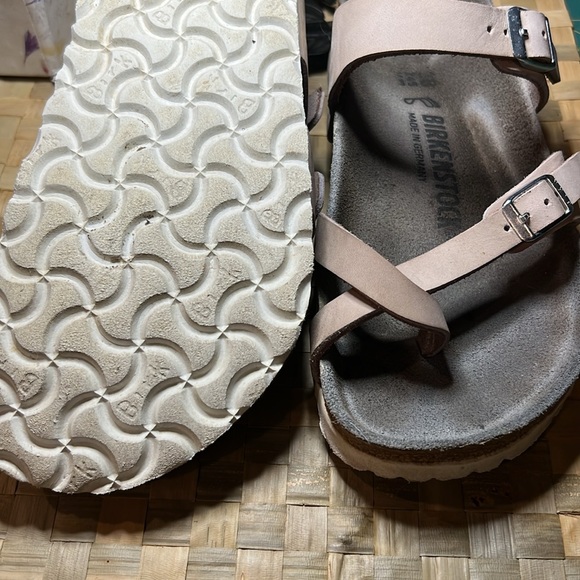 BIRKENSTOCK size 38 - Picture 2 of 8